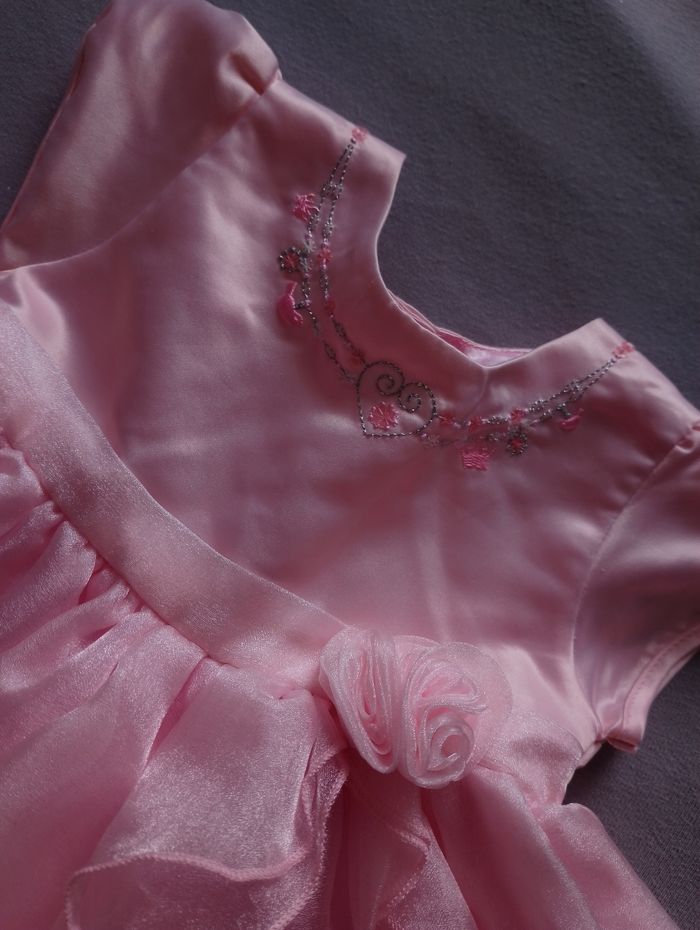 Robe 9 mois Disney store - photo numéro 9