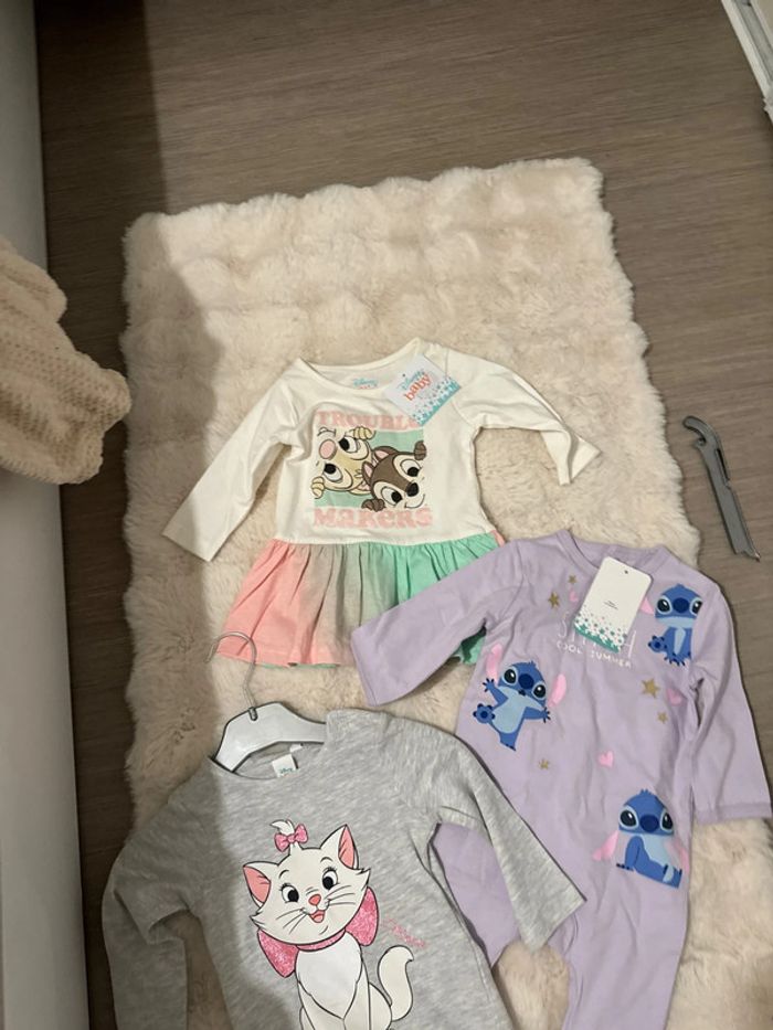 Lot 6 mois Disney neuf avec étiquette - photo numéro 4