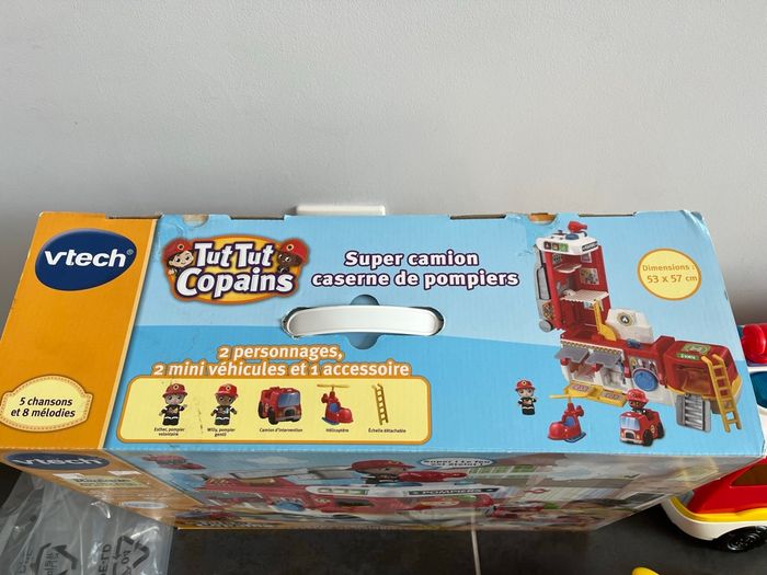 Camion caserne de pompiers tut tut copains vtech - photo numéro 5
