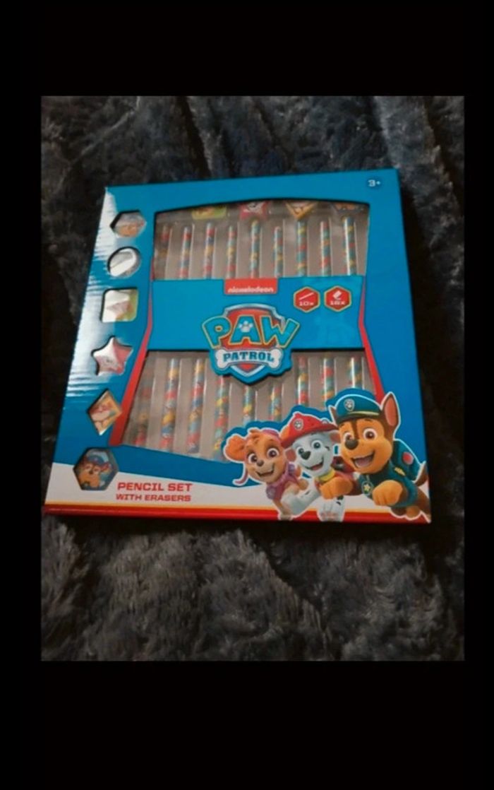 10 crayons de couleurs et 10 gommes. Paw patrol - photo numéro 3