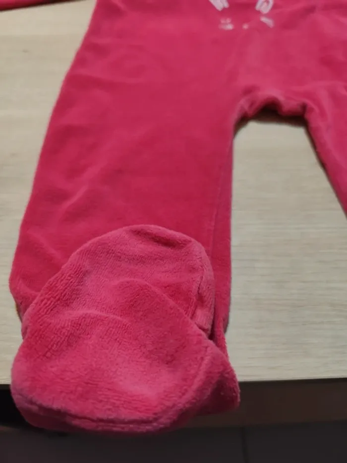 Pyjama une pièce - photo numéro 2