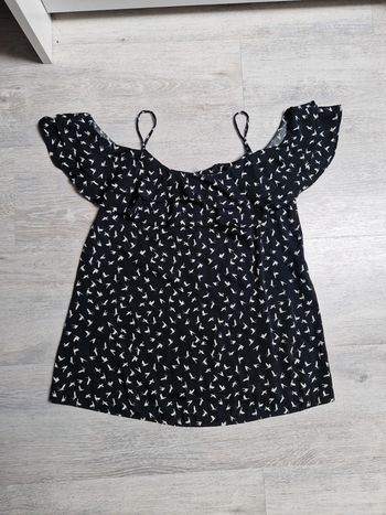 Top à bretelles Promod Étiquette de taille coupée mais convient à un XS noir avec motif oiseau