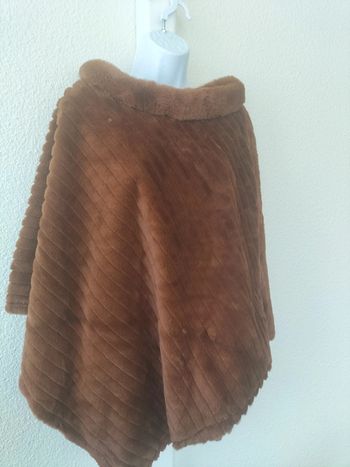 Poncho fausse fourrure Camel