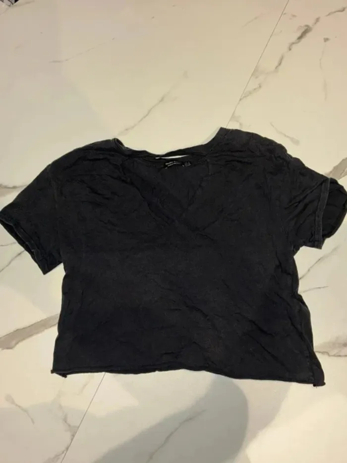 T-shirt noir basique - Taille S (Bershka)