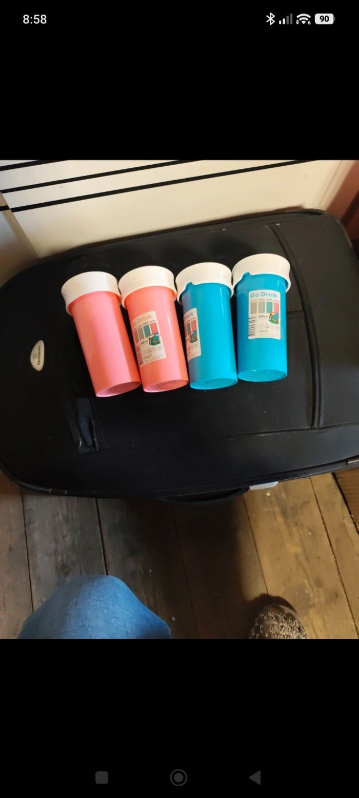 4 Gobelets à personnaliser - photo numéro 1