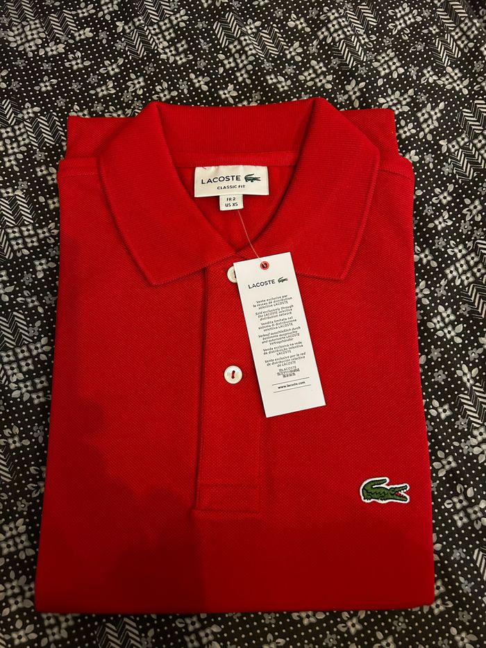 Polo Lacoste neuf