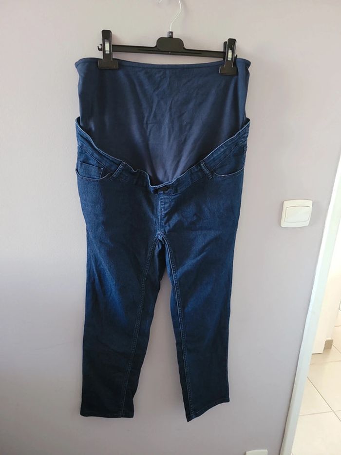 Jean court de grossesse taille 40 Kiabi