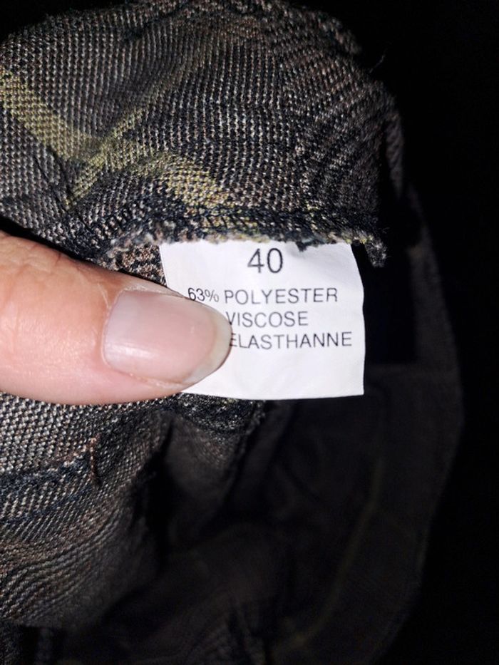 Pantacourt femme taille 40 - photo numéro 3