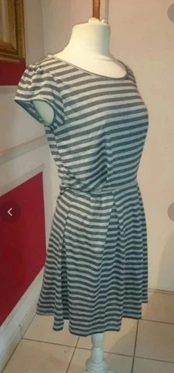 Robe only neuve taille 38 - photo numéro 2