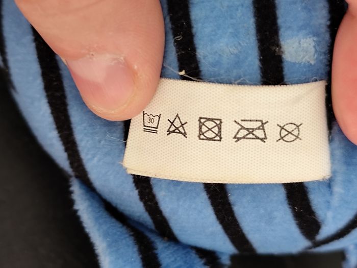 Peluche d'Abraracourcix, le chef du village gaulois, - photo numéro 9