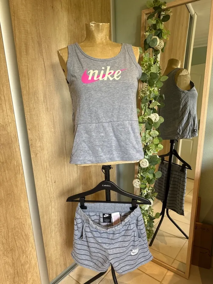 Joli pyjama femme 2 pièces shirt et débardeur