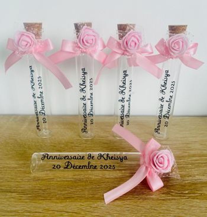 Tube à dragées en verre anniversaire | cadeau personnalisé pour vos invités