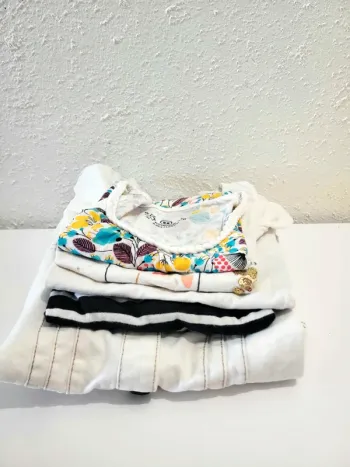 Lot de vêtements  fille 4 ans