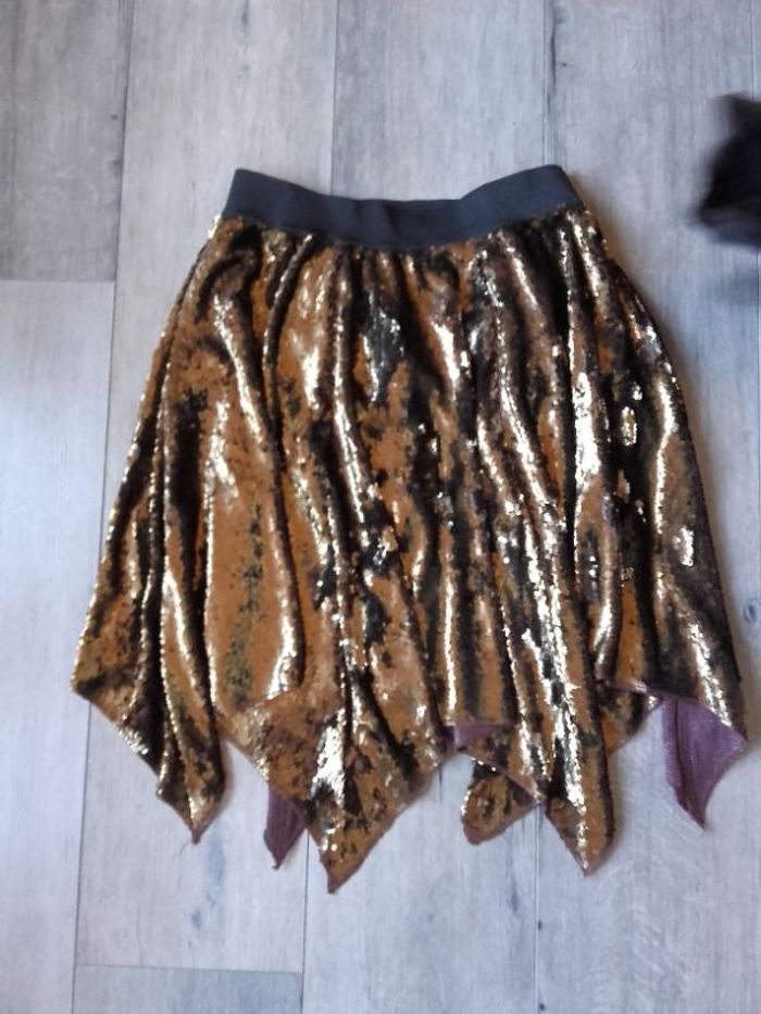 Jupe sequins Taille 38 1060 Clothes