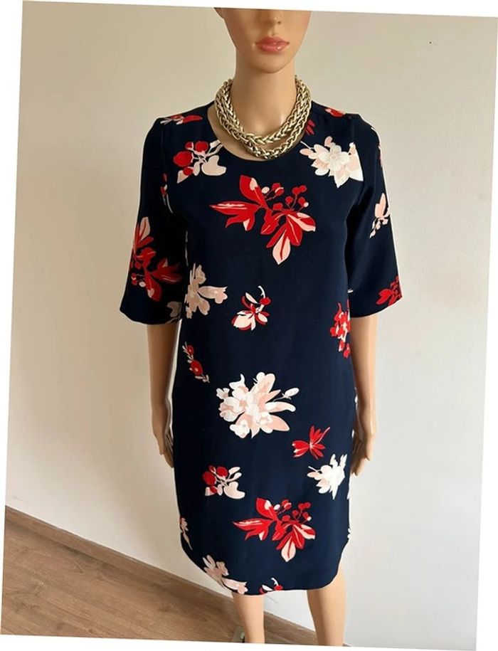 Robe bleue marine et imprimée à manches courtes WE taille XS bon état (petit défaut)