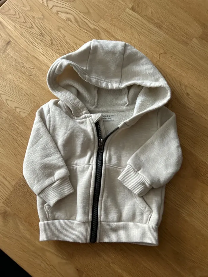 Veste à capuche 68 cm