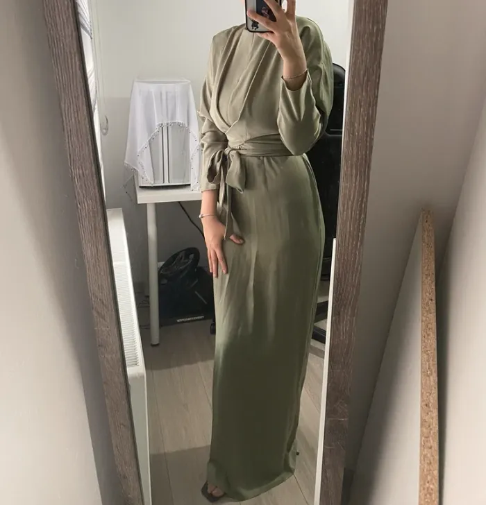 Robe de soirée - photo numéro 2