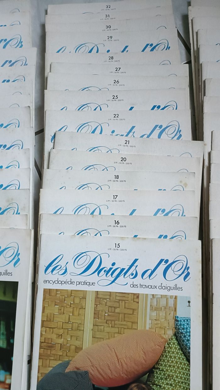 Révue "les doigts d'or" années 70 - photo numéro 4