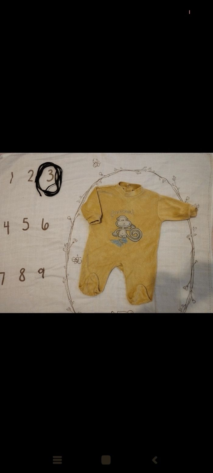 Lot pyjama 3 mois - photo numéro 4