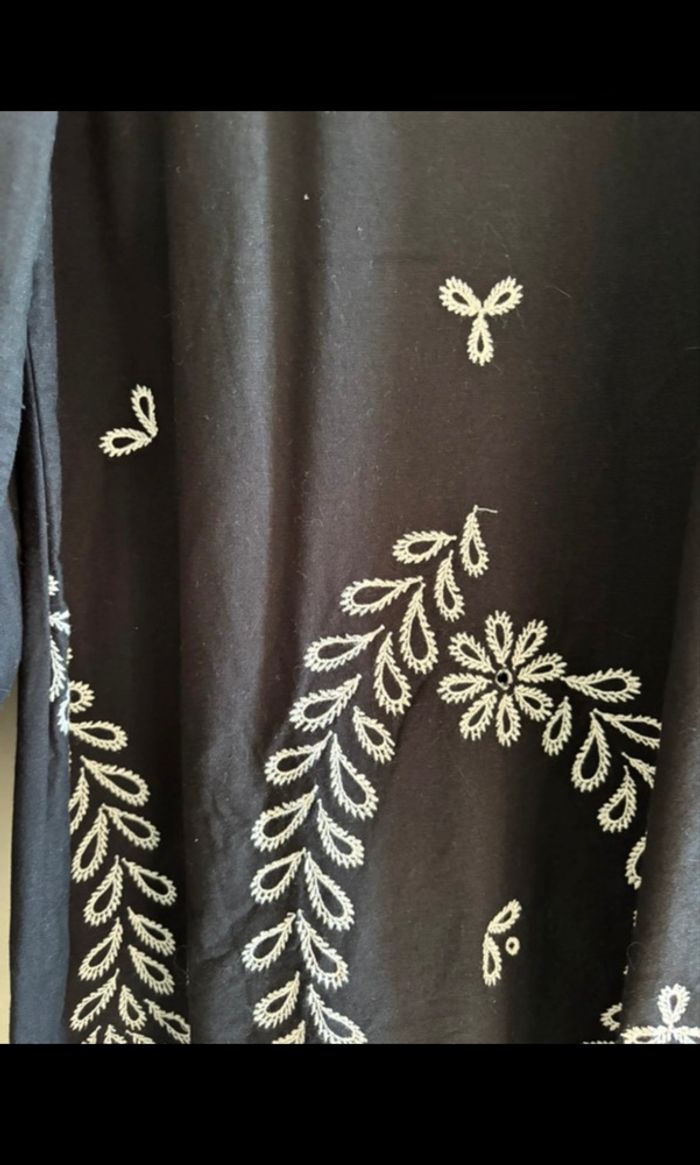 Robe mi-longue brodée Kiabi - photo numéro 3