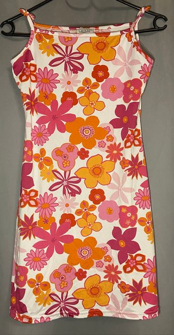 Robe blanche »Pimkie »à fleurs roses et oranges