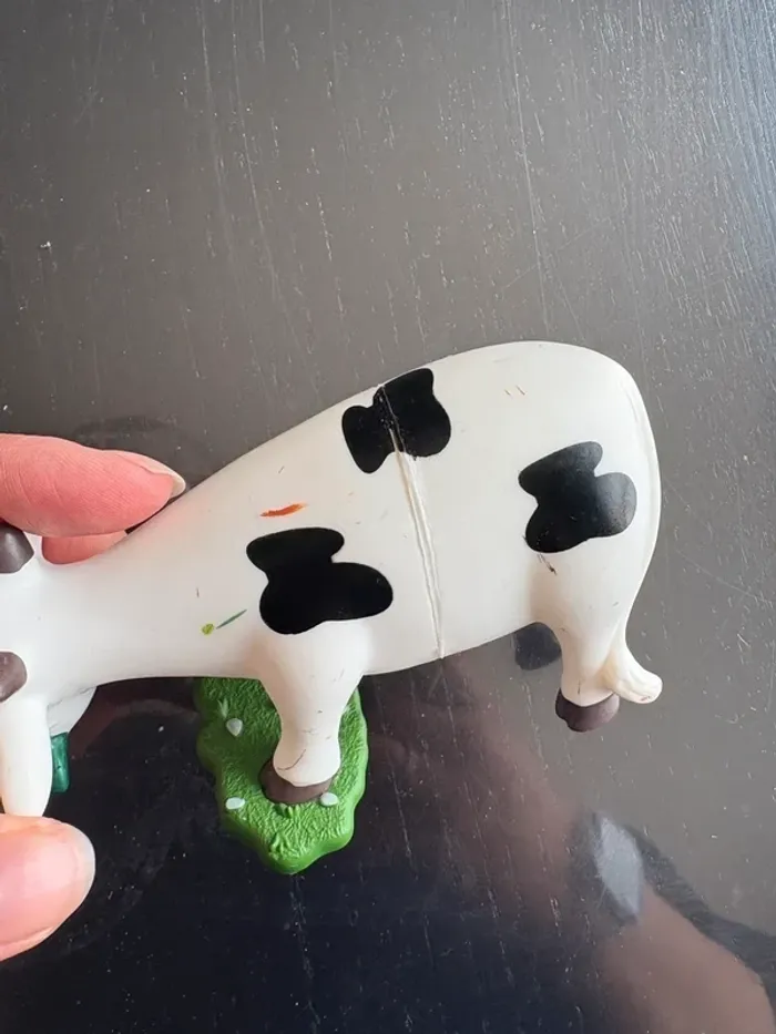 Les animaux de la ferme : la vache- livre + figurine - photo numéro 4
