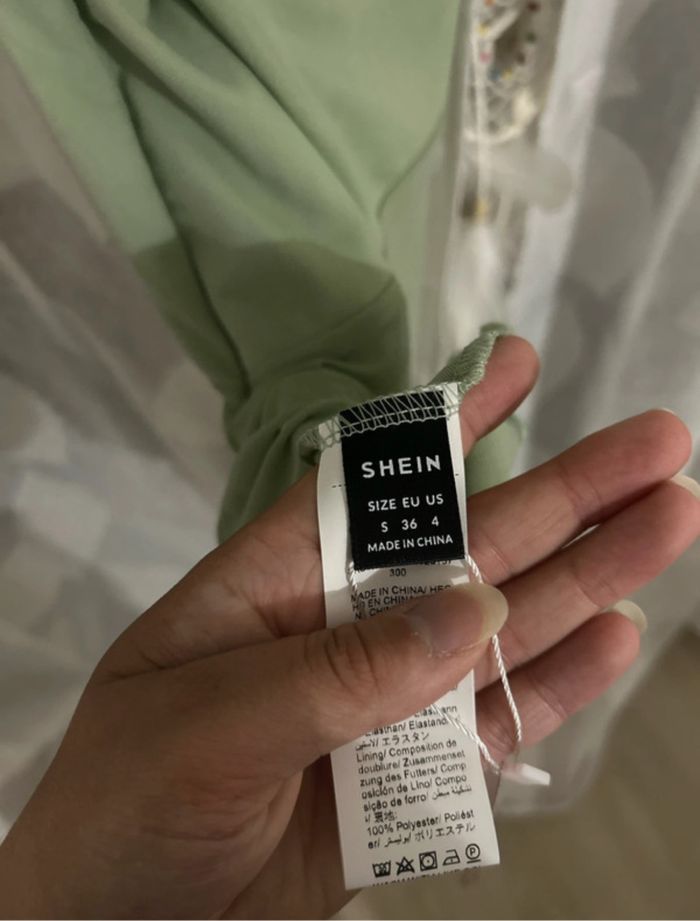 Robe verte - photo numéro 3