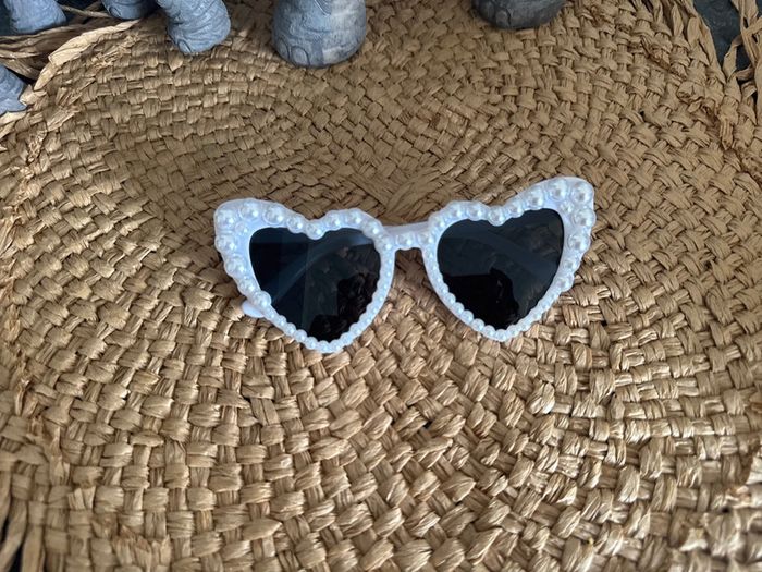 Lunettes de soleil cœur evjf mariage - photo numéro 2