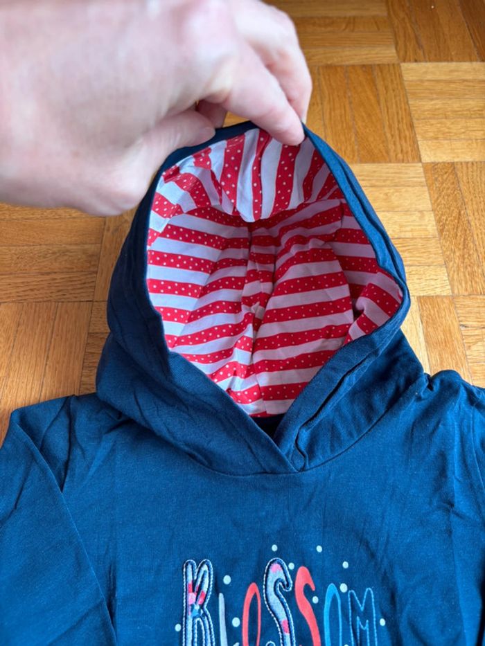 Haut à capuche Kanz 12 mois neuf - photo numéro 5