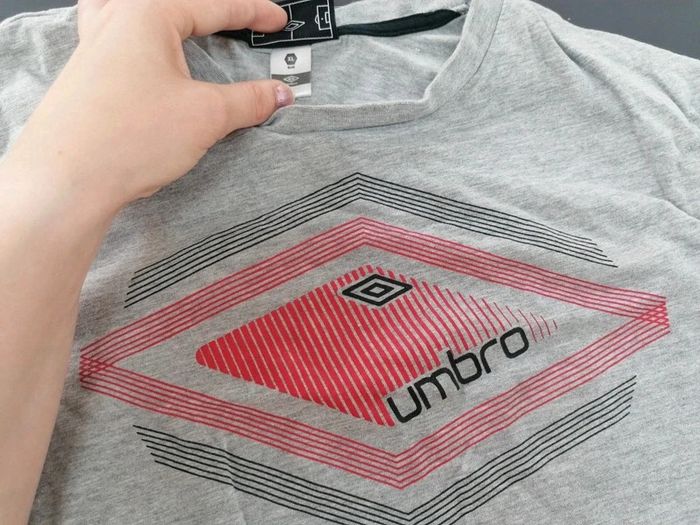 T shirt gris umbro - photo numéro 2