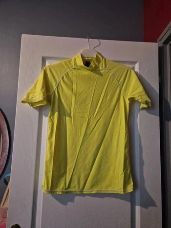 Tee shirt
