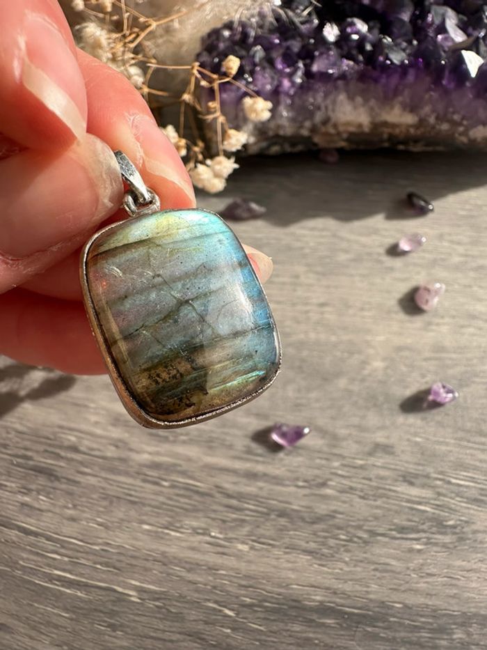 Pendentif en labradorite véritable de Madagascar – Pierre naturelle - photo numéro 6