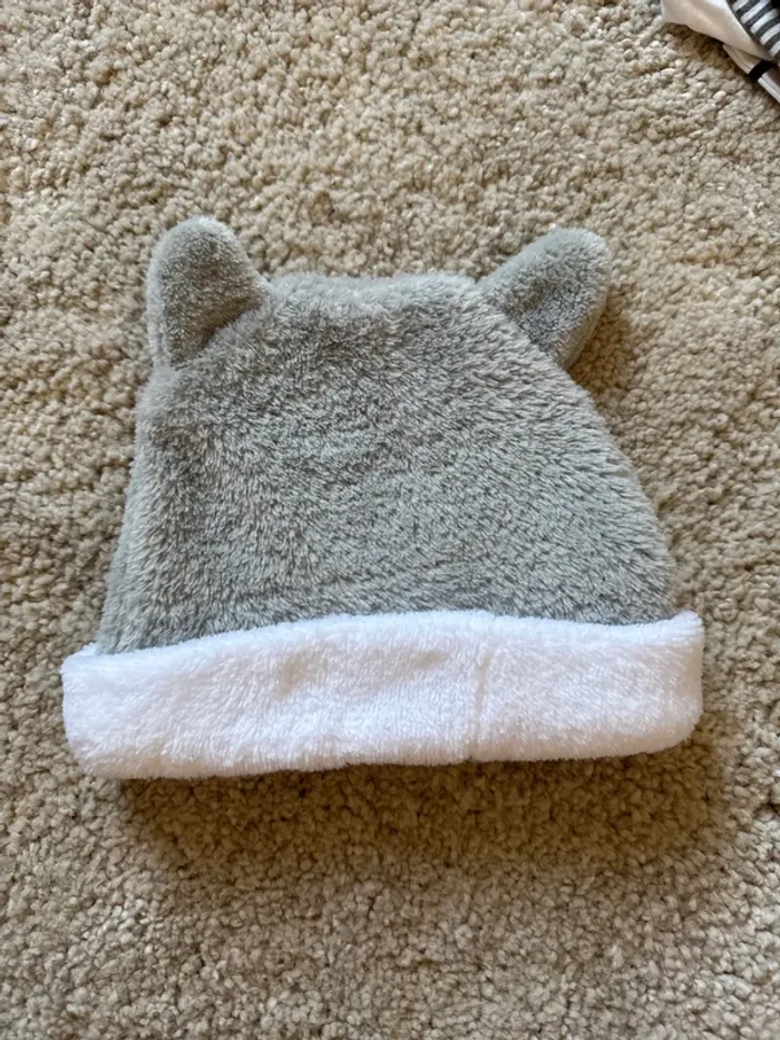 Bonnet tête de Loup pour bébé - photo numéro 2