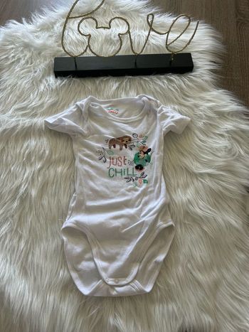 Très beau bodie minnie 🥰 manches courtes taille 36 mois