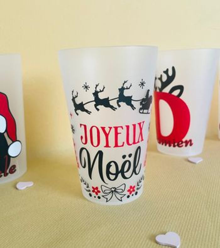 Gobelet de Noël personnalisé pour vos proches | messages de Noël