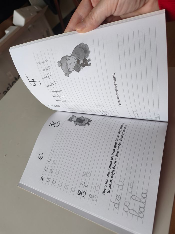 J'apprends à écrire les chiffres et les lettres - photo numéro 3