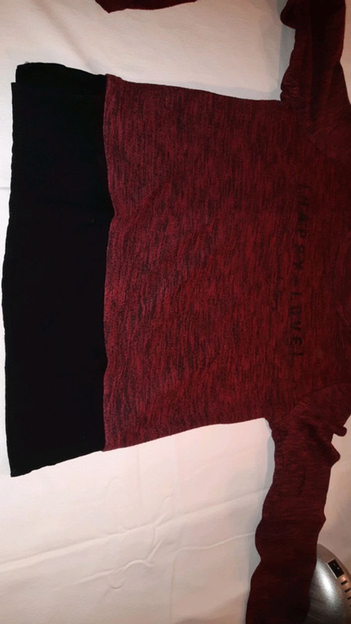 T-shirt bordeau et noir, en taille 12 ans Gémo - photo numéro 5