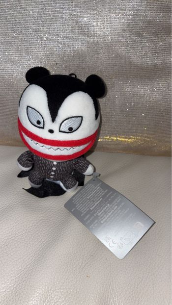 Disney Store - Peluche Porte-clés Vampire Teddy - Neuf avec étiquette