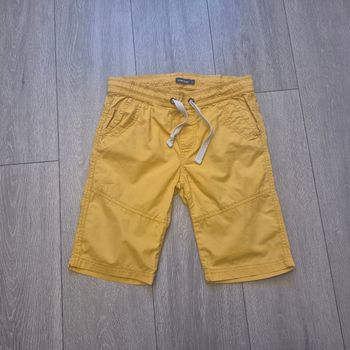 Short léger jaune.  Garçon 10 ans. Marque In Extenso