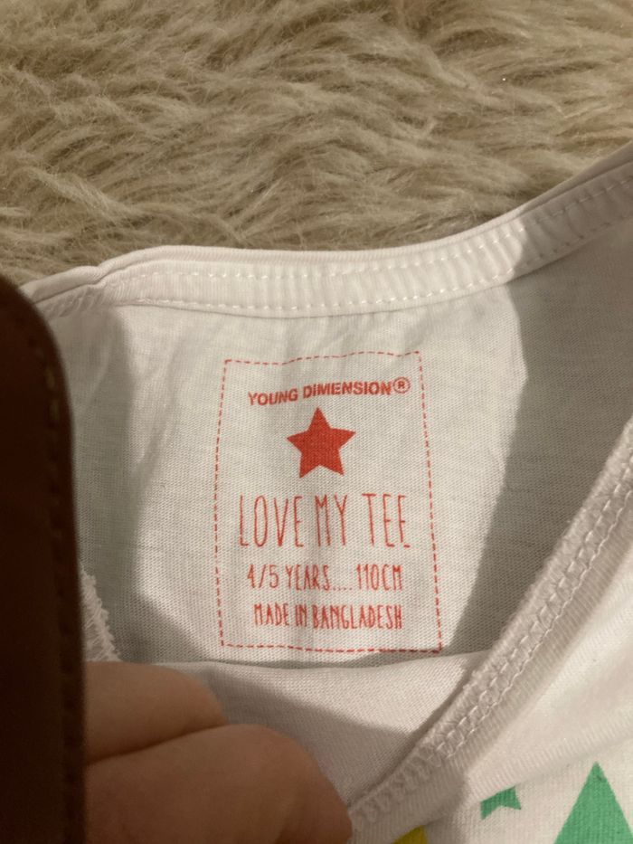 T shirt manche courte fille 4/5 ans - photo numéro 3