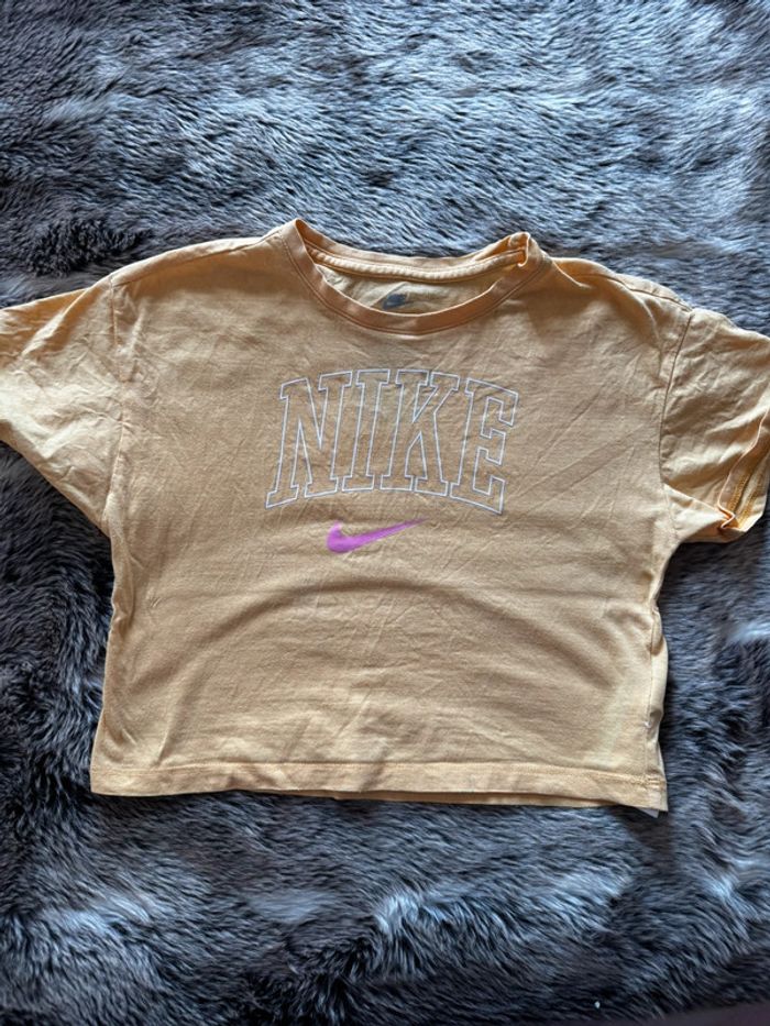 Tee shirt court Nike