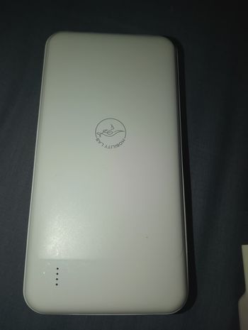 Batterie externe blanche