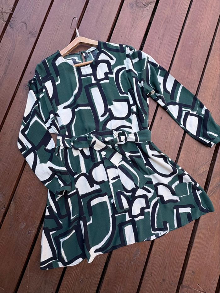 Chouette robe Zara taille L