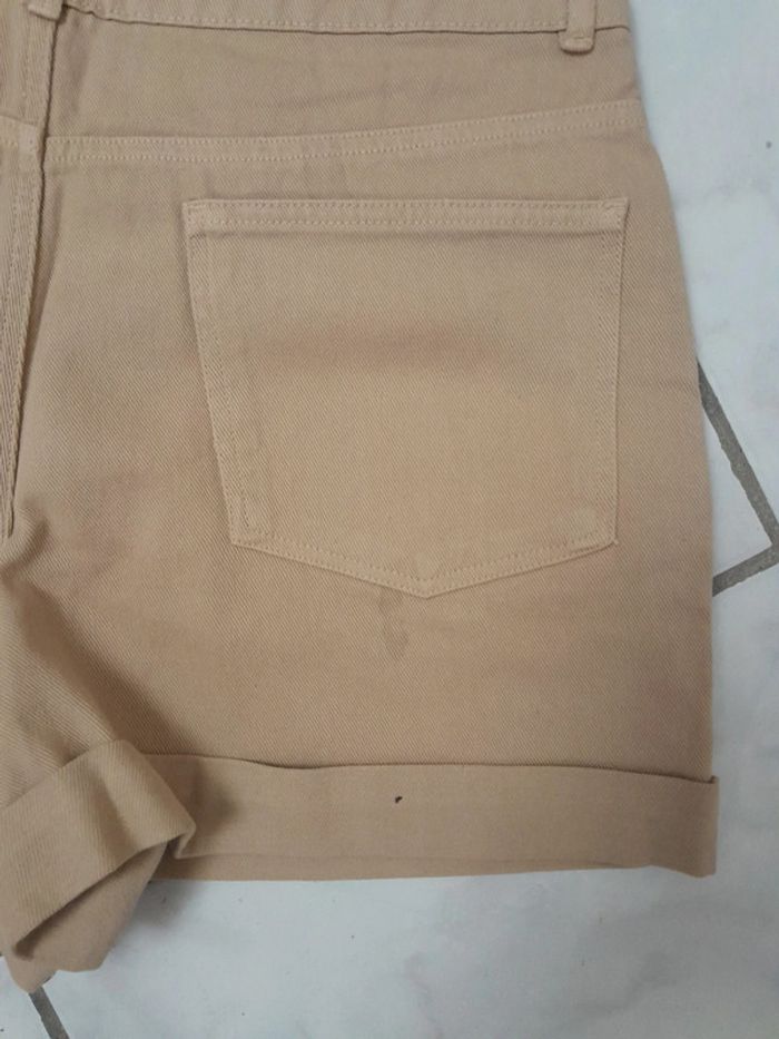 Short taille haute Naf Naf - photo numéro 3