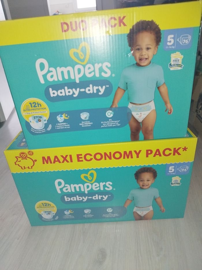 Couches Pampers taille 5