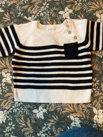 Pull marin 9 mois