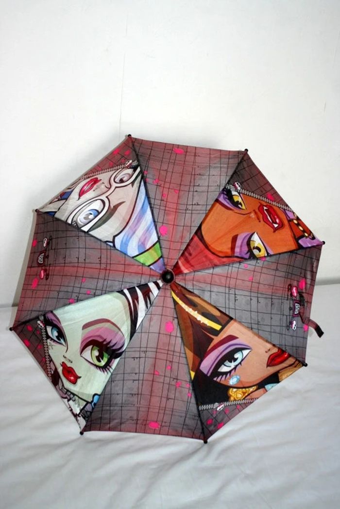 Parapluie Monster High - photo numéro 2