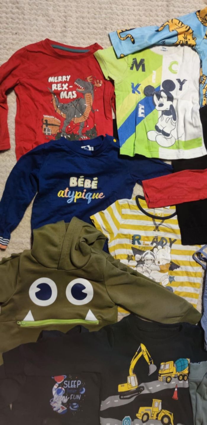 Lot vêtements 3ans - photo numéro 3