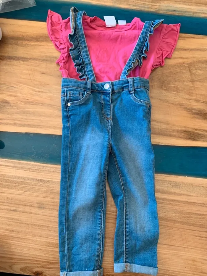 Ensemble tapez l’œil Zara taille 2 ans - photo numéro 2
