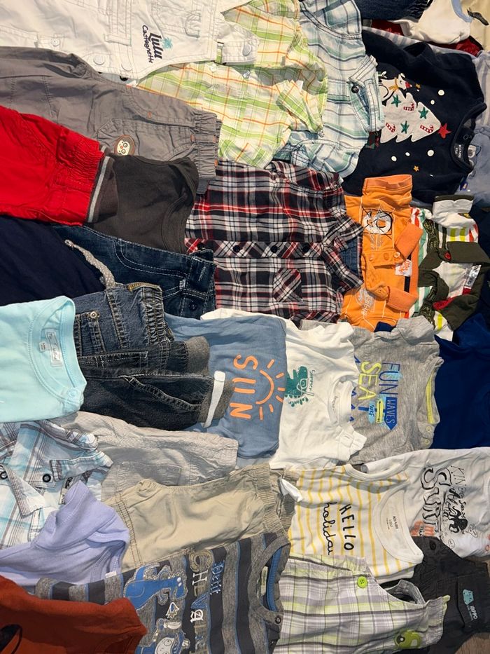 Gros lot de 110 vêtements / garçon - photo numéro 3